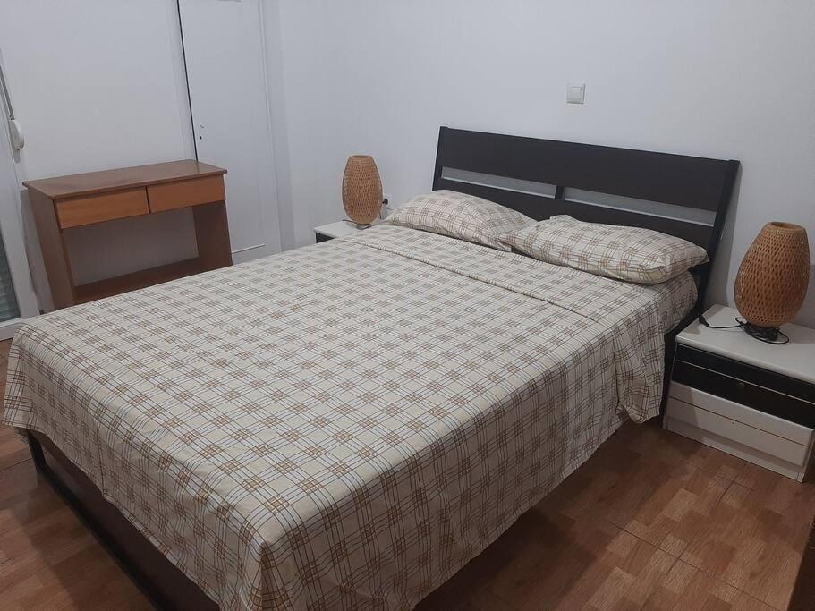 شقة Modern Apartmen In Athina أثينا المظهر الخارجي الصورة